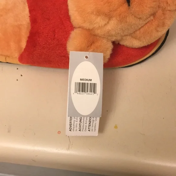 New slippers - Picture 4 of 4